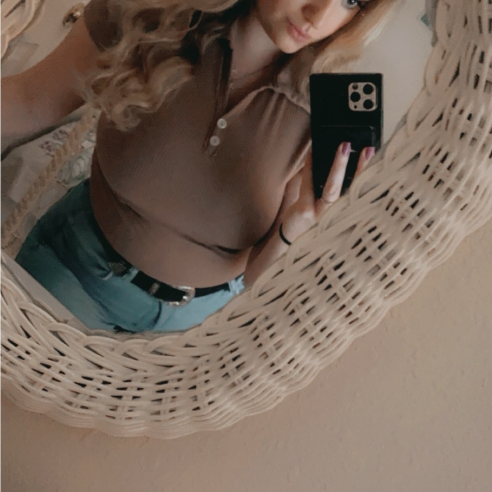 Cropped polo